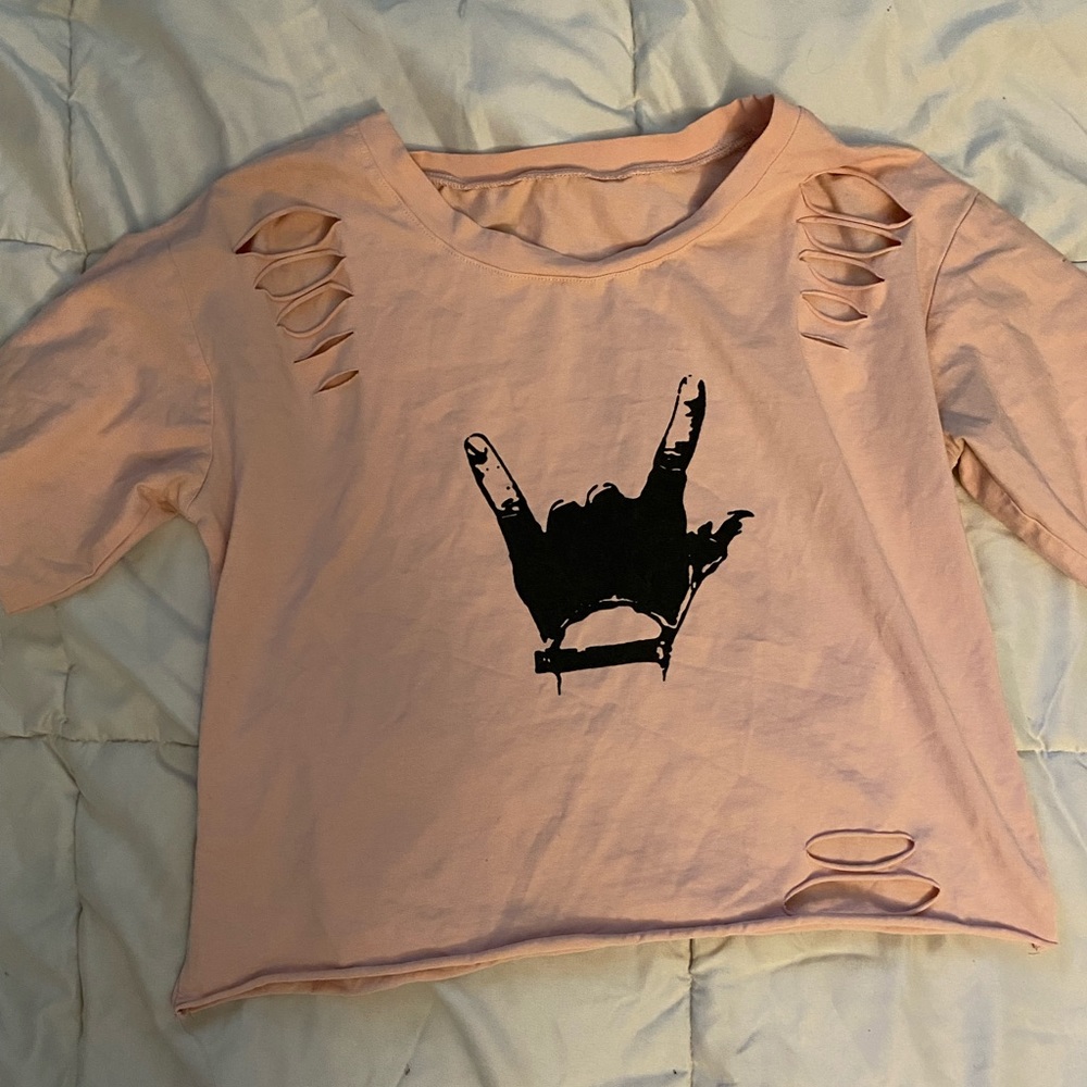 RIPPED ROCKSTAR TEE - Picture 2 of 3